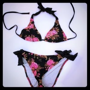 Betsy Johnson bikini